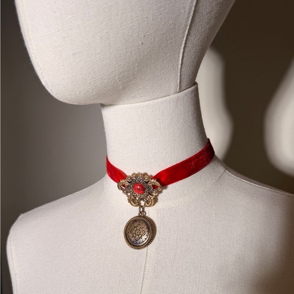 Red Velvet and Gold Choker Antique Inspired Choker Necklace - Picture 3 of 9